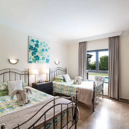 Aguamarina Villa